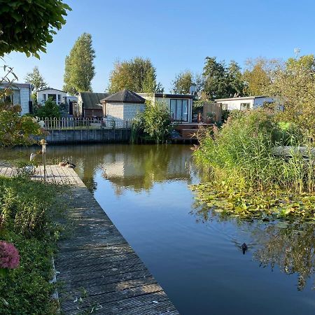 Recreatie Centrum De Hollepoarte 2 Chalets87 Makkum Exterior photo
